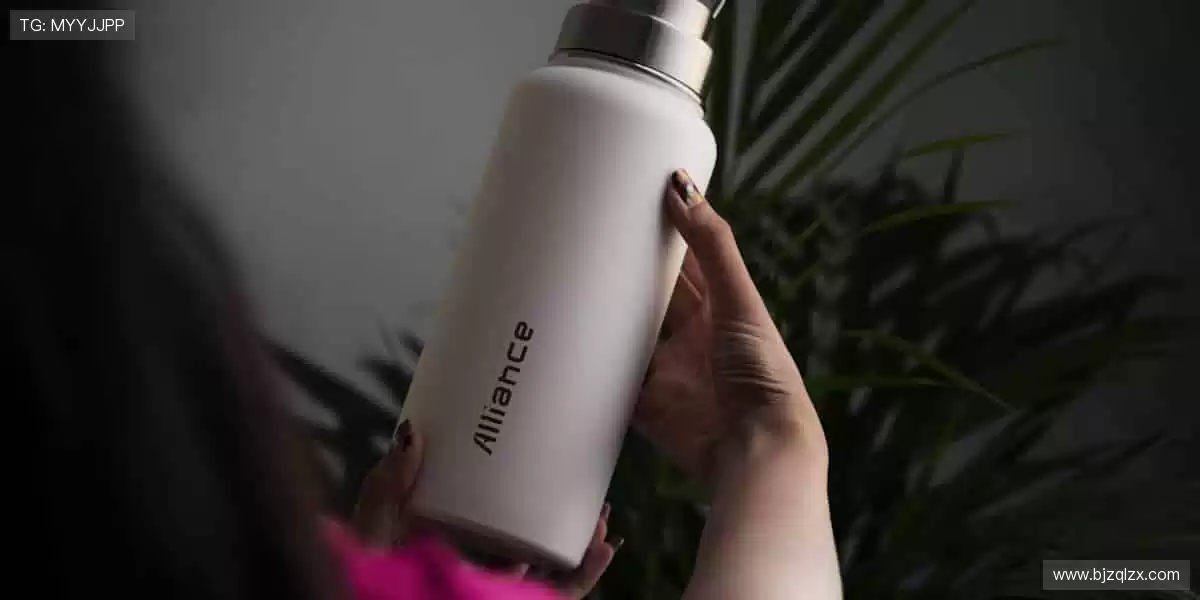 👟潮流单品，让运动成为时尚符号！